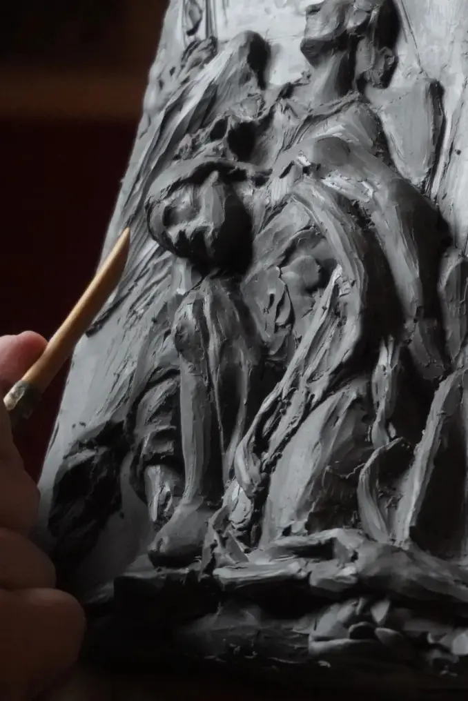 jesus agonie oeuvre original exposition sculpture bas relief